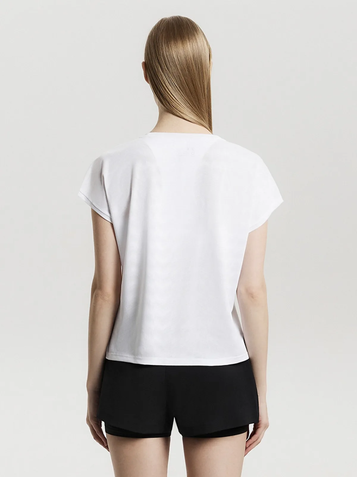 7/6 Alice T-shirt Футболка женская Белый — женская модель